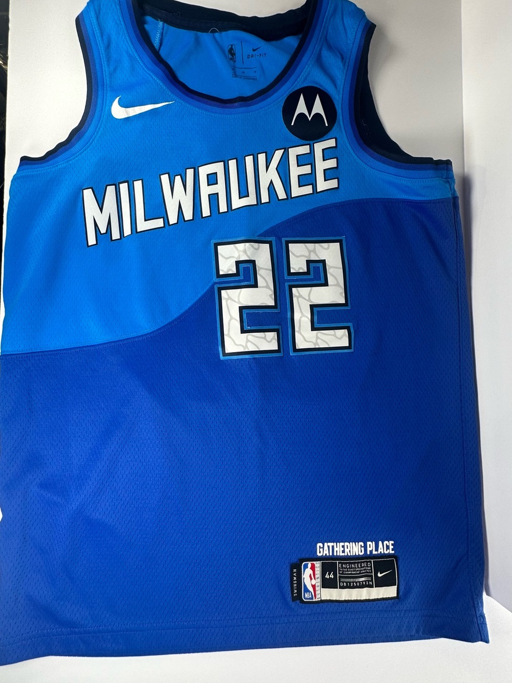 Khris Middleton Milwaukee Bucks #22 Nike 2020/2021 Swingman Jersey Size Med(44)